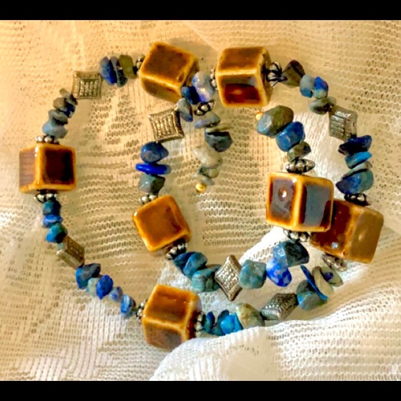 Crystal Wire Bracelet - Picture 3 of 3